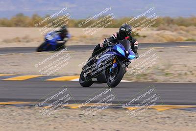 media/Dec-17-2022-SoCal Trackdays (Sat) [[224abd9271]]/Turn 15 (155pm)/